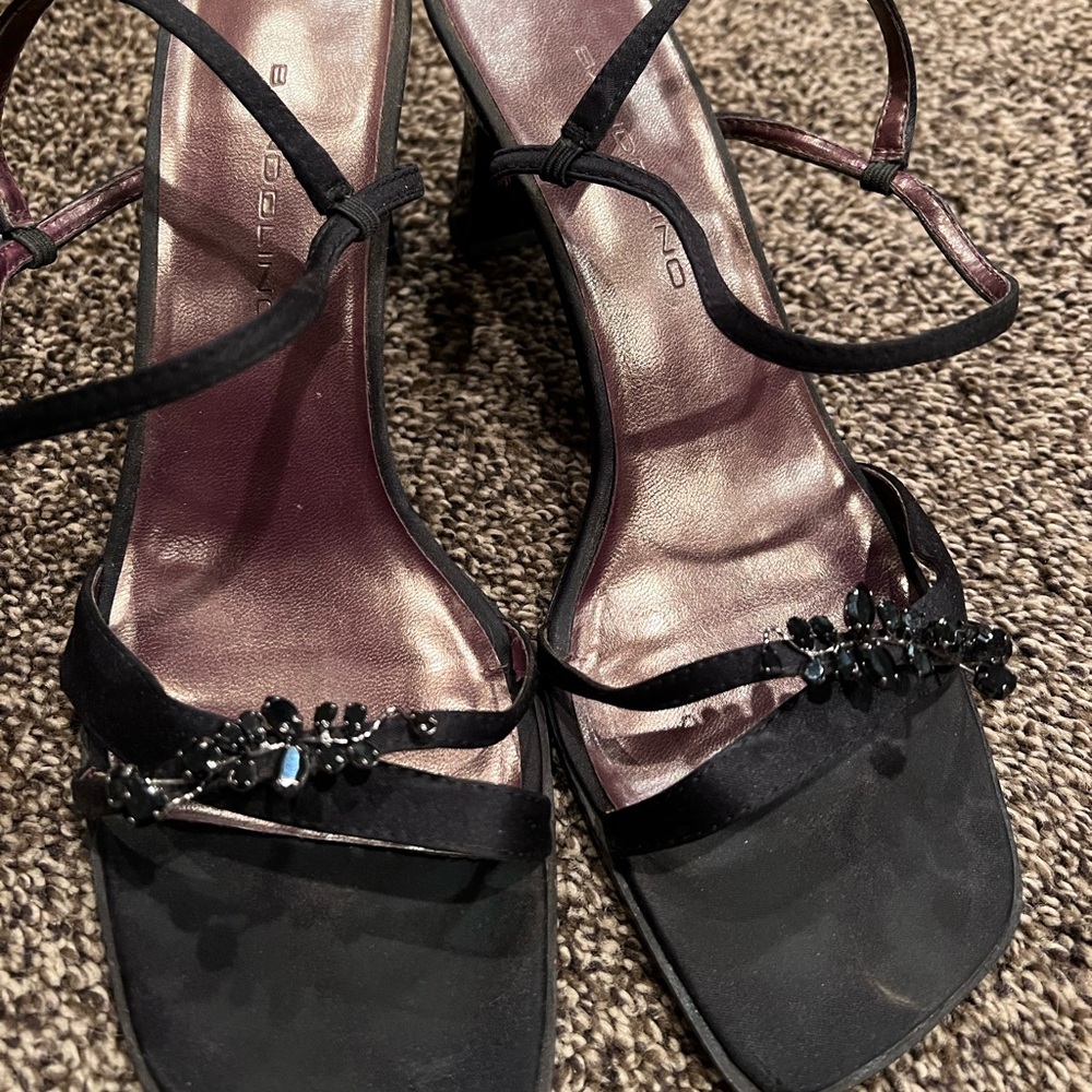 Bandolier, size 7.5M heels. Black with cute black rhinestone detail